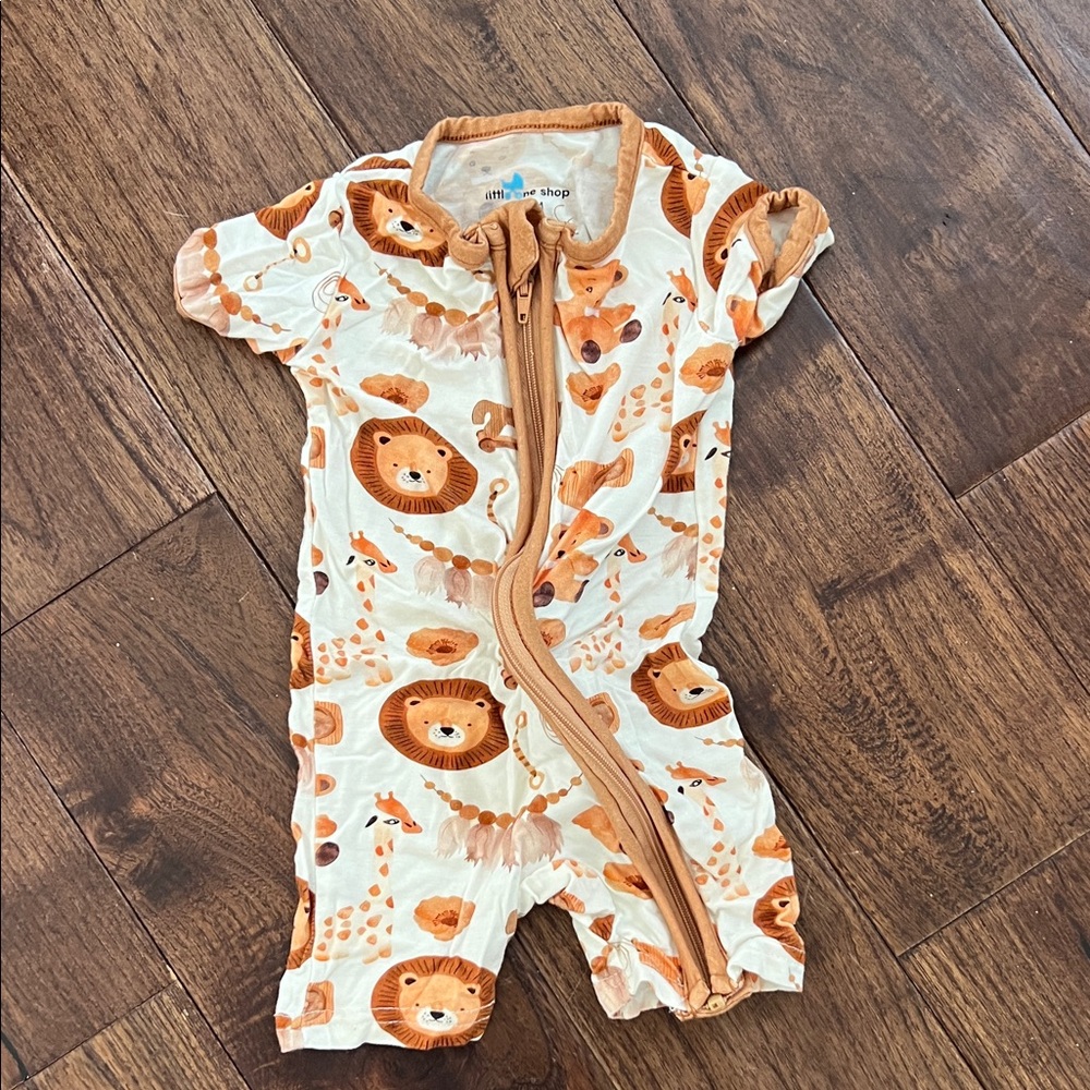 Adorable Lion Print Bodysuit - Cream and Brown